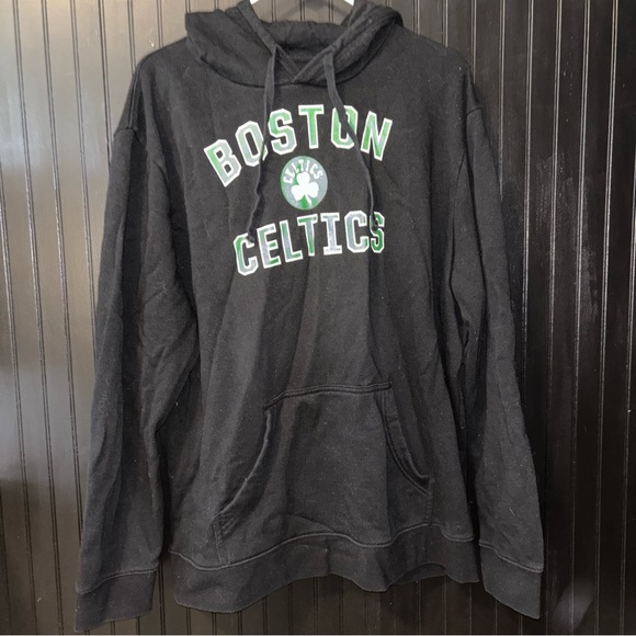 Fanatics Other - Boston Celtics Black Hoodie (2XL)